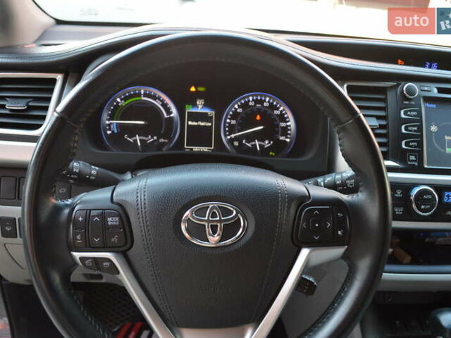 Синий Тойота Хайлендер, объемом двигателя 3.5 л и пробегом 101 тыс. км за 29900 $, фото 17 на Automoto.ua