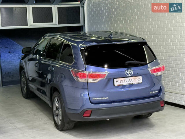 Синий Тойота Хайлендер, объемом двигателя 3.46 л и пробегом 77 тыс. км за 26000 $, фото 22 на Automoto.ua
