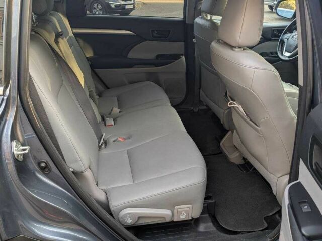 Синій Тойота Хайлендер, об'ємом двигуна 3.5 л та пробігом 189 тис. км за 23000 $, фото 15 на Automoto.ua