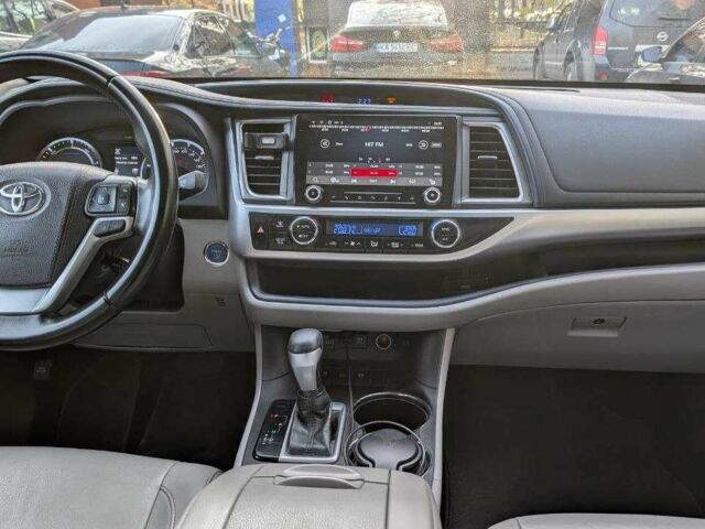 Синій Тойота Хайлендер, об'ємом двигуна 3.5 л та пробігом 189 тис. км за 23000 $, фото 14 на Automoto.ua