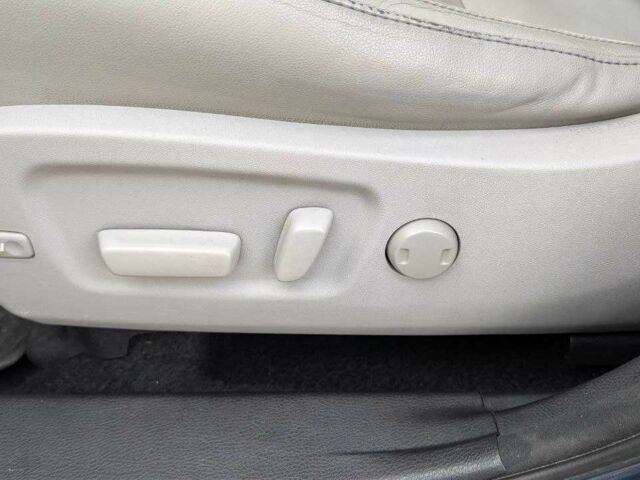 Синій Тойота Хайлендер, об'ємом двигуна 3.5 л та пробігом 189 тис. км за 23000 $, фото 10 на Automoto.ua