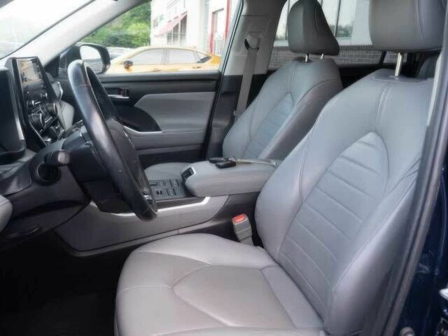 Синий Тойота Хайлендер, объемом двигателя 3.5 л и пробегом 13 тыс. км за 23600 $, фото 7 на Automoto.ua