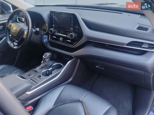 Тойота Хайлендер 2021 в Хмельницком на Automoto.ua Синий Тойота Хайлендер, объемом двигателя 2.49 л и пробегом 106 тыс. км за 35400 $, фото 22 на Automoto.ua