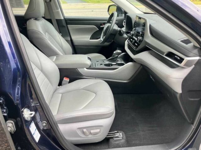 Синий Тойота Хайлендер, объемом двигателя 2.5 л и пробегом 12 тыс. км за 24000 $, фото 9 на Automoto.ua