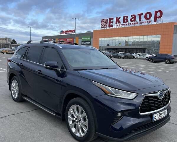 Синий Тойота Хайлендер, объемом двигателя 2.49 л и пробегом 32 тыс. км за 50000 $, фото 2 на Automoto.ua