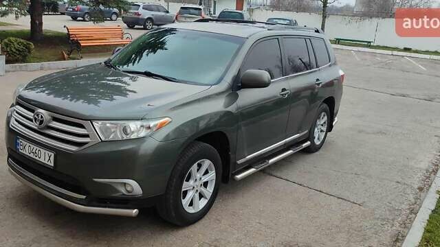 Зелений Тойота Хайлендер, об'ємом двигуна 3.46 л та пробігом 139 тис. км за 18600 $, фото 11 на Automoto.ua