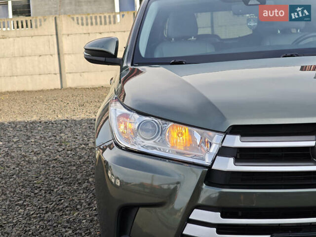 Зеленый Тойота Хайлендер, объемом двигателя 3.5 л и пробегом 123 тыс. км за 27999 $, фото 10 на Automoto.ua