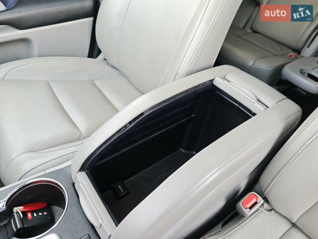 Зеленый Тойота Хайлендер, объемом двигателя 3.5 л и пробегом 123 тыс. км за 27999 $, фото 27 на Automoto.ua