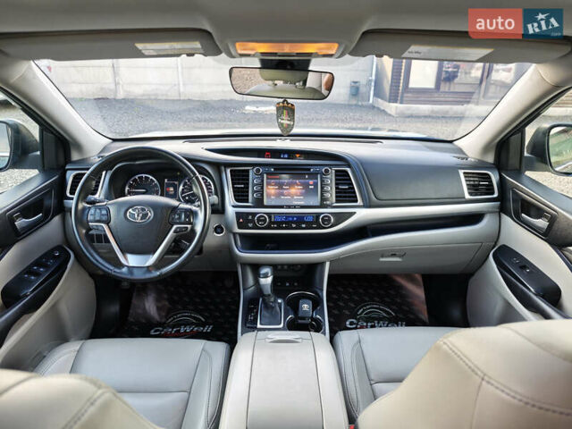 Зеленый Тойота Хайлендер, объемом двигателя 3.5 л и пробегом 123 тыс. км за 27999 $, фото 28 на Automoto.ua