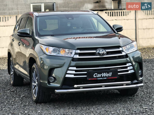 Зеленый Тойота Хайлендер, объемом двигателя 3.5 л и пробегом 123 тыс. км за 27999 $, фото 1 на Automoto.ua