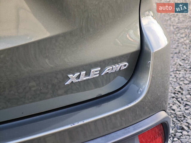 Зеленый Тойота Хайлендер, объемом двигателя 3.5 л и пробегом 123 тыс. км за 27999 $, фото 20 на Automoto.ua