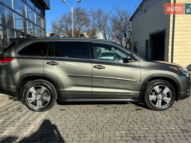 Зеленый Тойота Хайлендер, объемом двигателя 3.46 л и пробегом 46 тыс. км за 37000 $, фото 7 на Automoto.ua