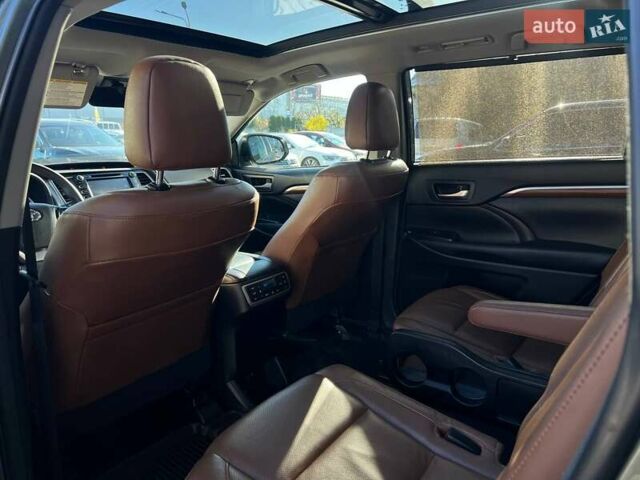 Зеленый Тойота Хайлендер, объемом двигателя 3.46 л и пробегом 46 тыс. км за 37000 $, фото 21 на Automoto.ua