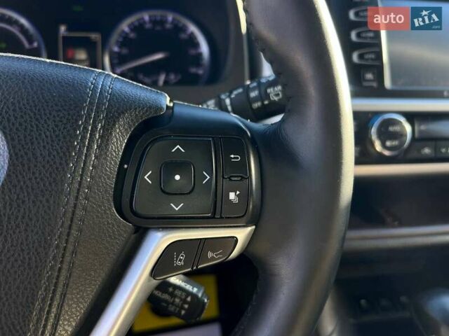 Зеленый Тойота Хайлендер, объемом двигателя 3.46 л и пробегом 46 тыс. км за 37000 $, фото 28 на Automoto.ua