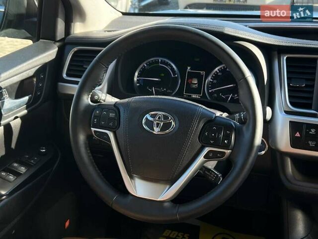 Зеленый Тойота Хайлендер, объемом двигателя 3.46 л и пробегом 46 тыс. км за 37000 $, фото 17 на Automoto.ua