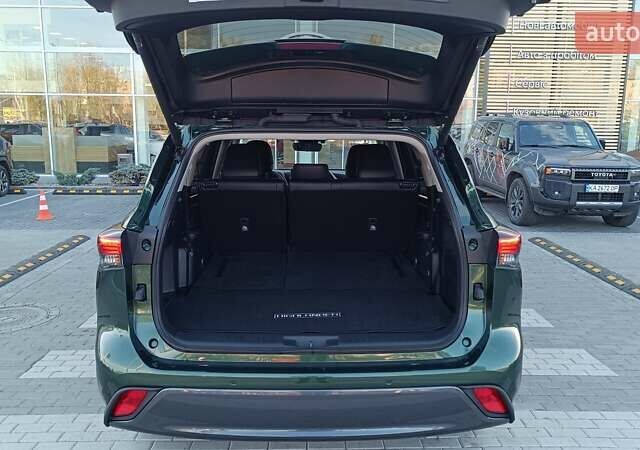 Зеленый Тойота Хайлендер, объемом двигателя 2.49 л и пробегом 4 тыс. км за 61192 $, фото 9 на Automoto.ua