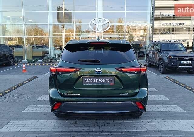 Зеленый Тойота Хайлендер, объемом двигателя 2.49 л и пробегом 4 тыс. км за 61192 $, фото 3 на Automoto.ua