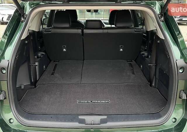 Зеленый Тойота Хайлендер, объемом двигателя 2.49 л и пробегом 2 тыс. км за 62700 $, фото 9 на Automoto.ua