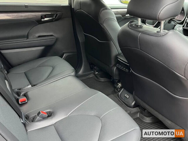 Зеленый Тойота Хайлендер, объемом двигателя 2.5 л и пробегом 2 тыс. км за 62700 $, фото 6 на Automoto.ua