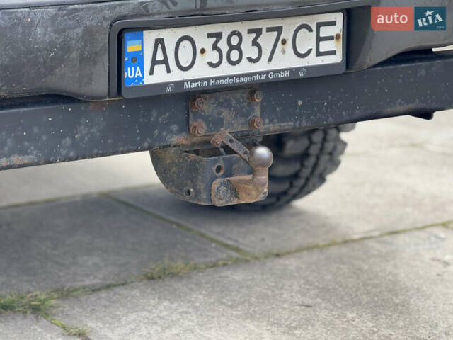 Белый Тойота Хайлюкс, объемом двигателя 2.49 л и пробегом 370 тыс. км за 17000 $, фото 12 на Automoto.ua