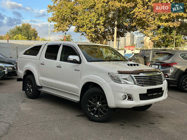 Тойота Хайлюкс 2013 в Одессе на Automoto.ua Белый Тойота Хайлюкс, объемом двигателя 3 л и пробегом 128 тыс. км за 25500 $, фото 1 на Automoto.ua