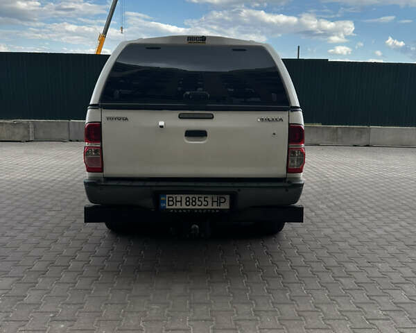 Белый Тойота Хайлюкс, объемом двигателя 2.98 л и пробегом 299 тыс. км за 20500 $, фото 6 на Automoto.ua