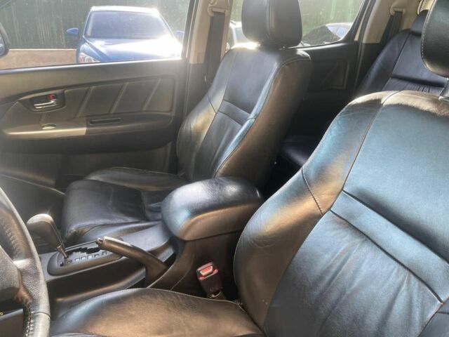 Белый Тойота Хайлюкс, объемом двигателя 3 л и пробегом 530 тыс. км за 22663 $, фото 8 на Automoto.ua