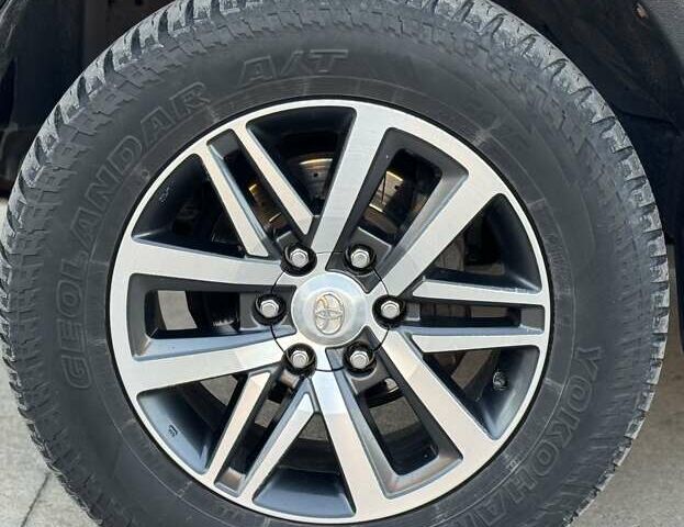 Тойота Хайлюкс 2016 в Сарнах на Automoto.ua Белый Тойота Хайлюкс, объемом двигателя 2.8 л и пробегом 174 тыс. км за 31900 $, фото 70 на Automoto.ua