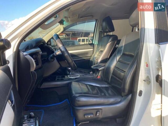 Білий Тойота Хайлюкс, об'ємом двигуна 2.76 л та пробігом 151 тис. км за 28800 $, фото 18 на Automoto.ua