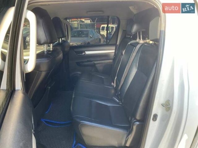 Білий Тойота Хайлюкс, об'ємом двигуна 2.76 л та пробігом 151 тис. км за 28800 $, фото 20 на Automoto.ua