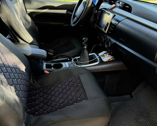 Білий Тойота Хайлюкс, об'ємом двигуна 2.39 л та пробігом 197 тис. км за 25500 $, фото 11 на Automoto.ua