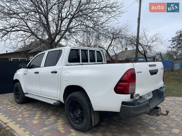 Білий Тойота Хайлюкс, об'ємом двигуна 2.4 л та пробігом 259 тис. км за 20500 $, фото 8 на Automoto.ua