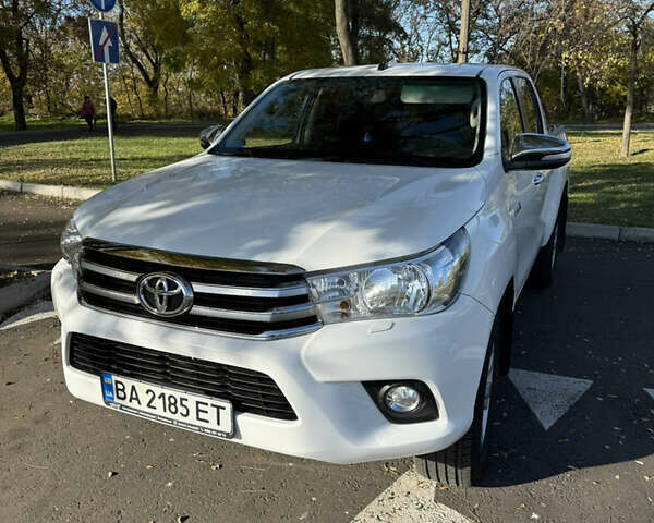 Білий Тойота Хайлюкс, об'ємом двигуна 2.39 л та пробігом 197 тис. км за 25500 $, фото 5 на Automoto.ua