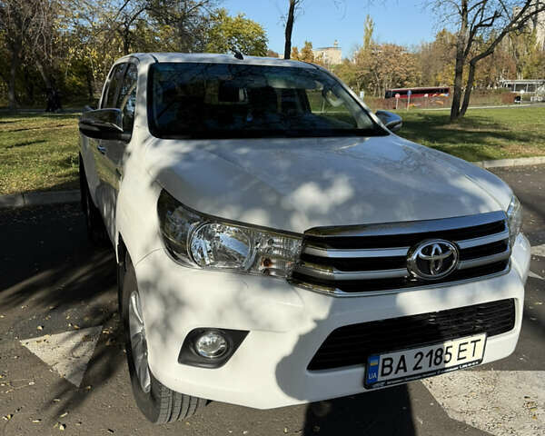 Білий Тойота Хайлюкс, об'ємом двигуна 2.39 л та пробігом 197 тис. км за 25500 $, фото 4 на Automoto.ua