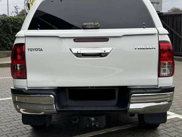 Білий Тойота Хайлюкс, об'ємом двигуна 2.39 л та пробігом 165 тис. км за 30500 $, фото 5 на Automoto.ua