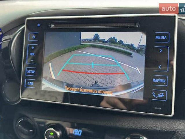 Белый Тойота Хайлюкс, объемом двигателя 2.39 л и пробегом 165 тыс. км за 32500 $, фото 13 на Automoto.ua