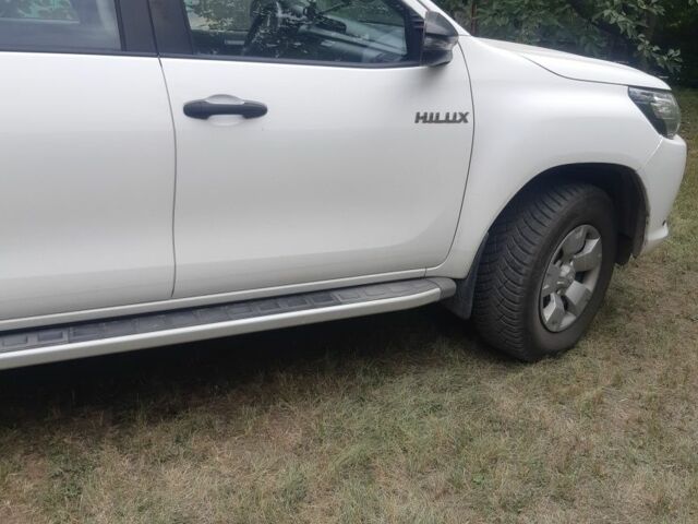 Тойота Хайлюкс 2019 в Черкассах на Automoto.ua Белый Тойота Хайлюкс, объемом двигателя 0 л и пробегом 95 тыс. км за 31000 $, фото 3 на Automoto.ua