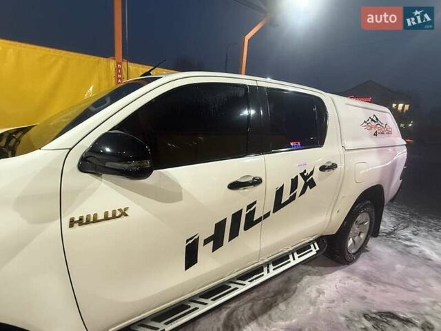 Белый Тойота Хайлюкс, объемом двигателя 2.39 л и пробегом 176 тыс. км за 33500 $, фото 5 на Automoto.ua