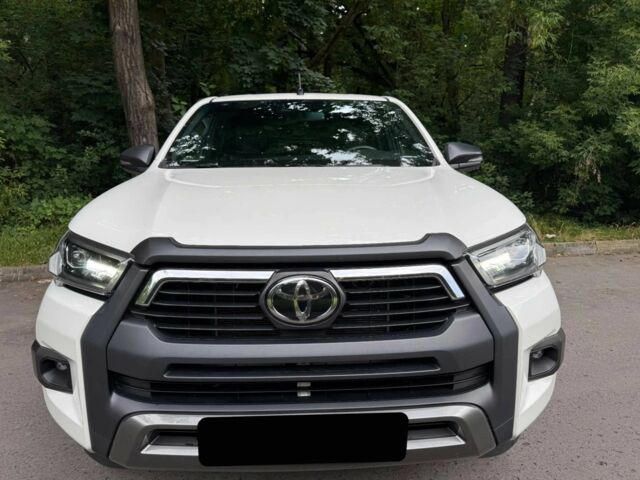 Белый Тойота Хайлюкс, объемом двигателя 2.8 л и пробегом 33 тыс. км за 13000 $, фото 2 на Automoto.ua