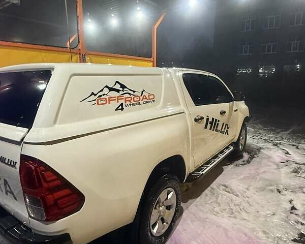 Белый Тойота Хайлюкс, объемом двигателя 2.39 л и пробегом 176 тыс. км за 33500 $, фото 11 на Automoto.ua