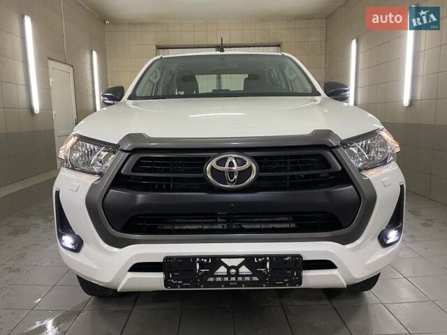 Белый Тойота Хайлюкс, объемом двигателя 2.4 л и пробегом 16 тыс. км за 40777 $, фото 18 на Automoto.ua