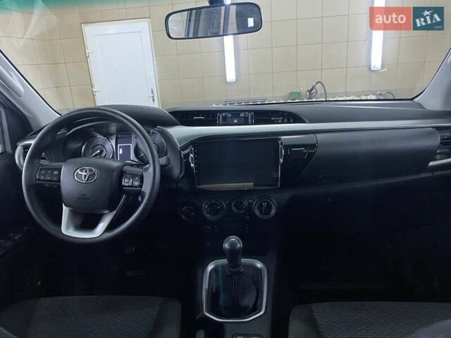 Белый Тойота Хайлюкс, объемом двигателя 2.4 л и пробегом 16 тыс. км за 40777 $, фото 30 на Automoto.ua