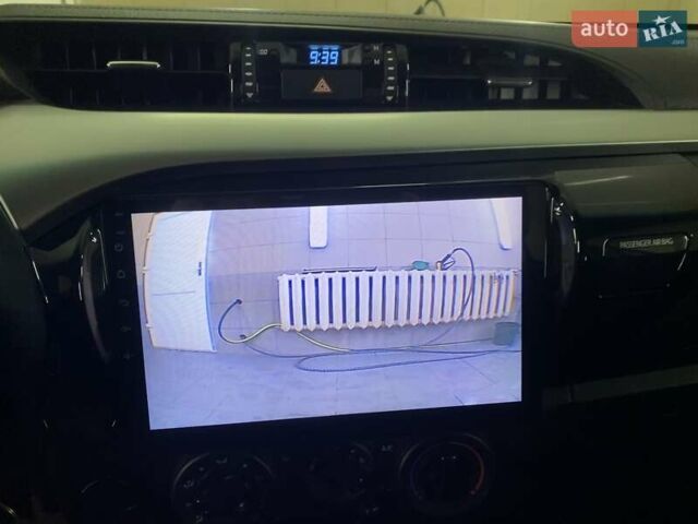 Белый Тойота Хайлюкс, объемом двигателя 2.4 л и пробегом 16 тыс. км за 40777 $, фото 36 на Automoto.ua