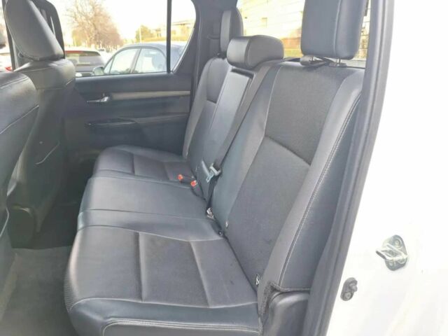 Белый Тойота Хайлюкс, объемом двигателя 2.8 л и пробегом 29 тыс. км за 28000 $, фото 8 на Automoto.ua