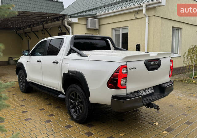 Білий Тойота Хайлюкс, об'ємом двигуна 2.76 л та пробігом 123 тис. км за 42000 $, фото 4 на Automoto.ua