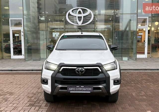 Білий Тойота Хайлюкс, об'ємом двигуна 2.76 л та пробігом 59 тис. км за 46960 $, фото 4 на Automoto.ua