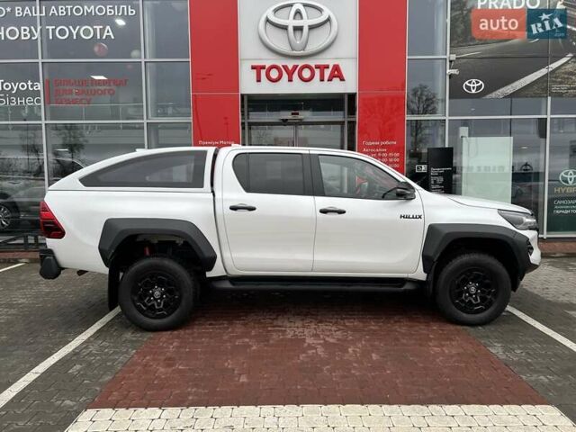 Белый Тойота Хайлюкс, объемом двигателя 2.76 л и пробегом 24 тыс. км за 52886 $, фото 4 на Automoto.ua