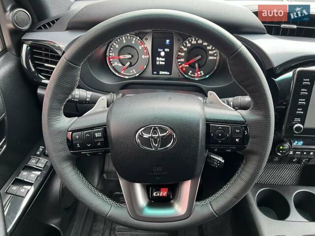 Белый Тойота Хайлюкс, объемом двигателя 2.76 л и пробегом 24 тыс. км за 52886 $, фото 8 на Automoto.ua