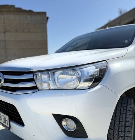 Білий Тойота Хайлюкс, об'ємом двигуна 0 л та пробігом 340 тис. км за 22000 $, фото 5 на Automoto.ua