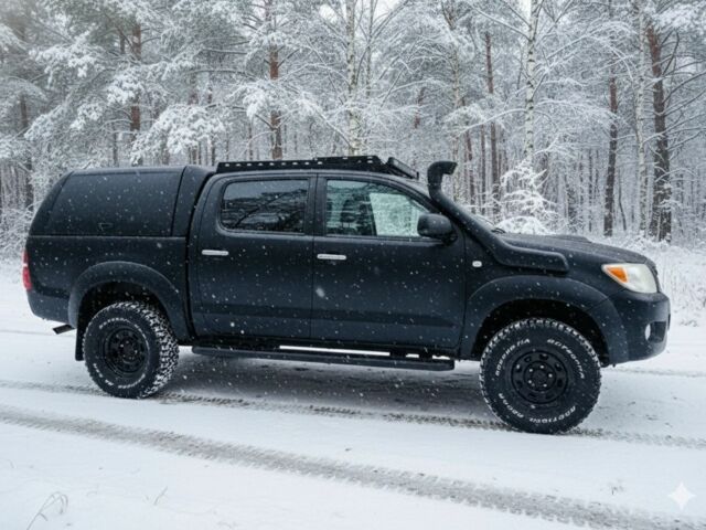 Чорний Тойота Хайлюкс, об'ємом двигуна 3 л та пробігом 301 тис. км за 5800 $, фото 2 на Automoto.ua